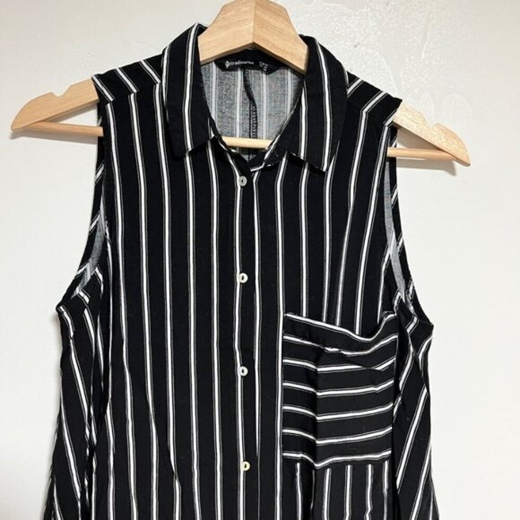 Stradivarius Sleeveless Button-Down Shirt Dress – Black/White Stripes – Medium - Picture 4 of 11